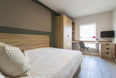 4 bed flat, Morrison Circus, Haymarket, Edinburgh, EH38DX - Image 3