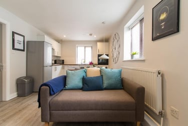 3 bed flat, Victoria Road, Hyde Park, Leeds, LS61PD - Image 10