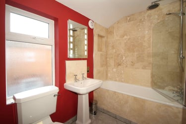 6 bed house, Park Road, Shelthorpe, Loughborough, LE112HH - Image 9