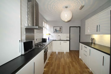 6 bed house, Cawdor Road, Fallowfield, Manchester, M146LR - Image 3