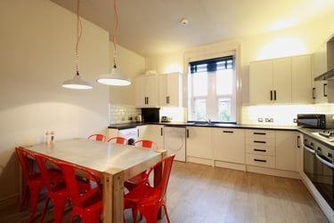 7 bed house, Woodsley Road, Woodhouse, Leeds, LS29LZ - Image 8