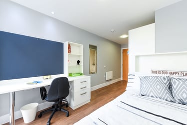 Ensuite Bronze - Image 1