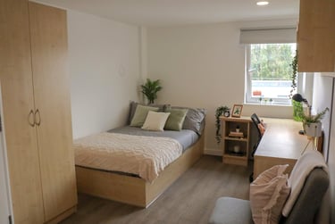 Ensuite silver - Image 6