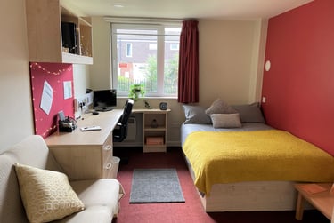 Ensuite silver - Image 2