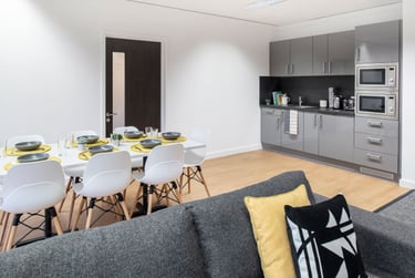 Ensuite Silver - Image 2