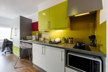 Studio bronze - Image 2