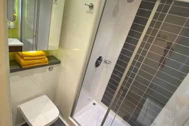 Studio Silver - Image 3