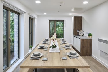 Ensuite Gold at The Oaks, Westwood Way, Westwood heath, Coventry, CV48JB - Image 3