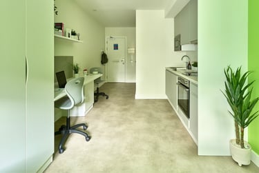 Gold Plus Studio - Image 4