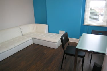 3 bed house, Winton, Bournemouth, BH91AU - Image 4