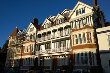 2 bed flat, Hinton Road, City Centre, Bournemouth, BH12EE - Image 1