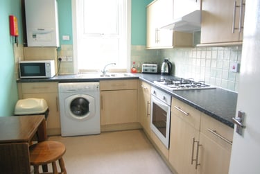 4 bed flat, Alington Road, Charminster, Bournemouth, BH37JX - Image 6