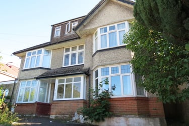 5 bed house, 8 Maxwell Road, Charminster, Bournemouth, BH91DQ - Image 1