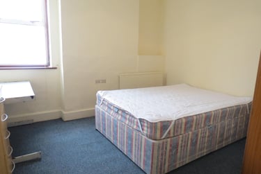 3 bed house, 113 Stewart Road, Charminster, Bournemouth, BH88PA - Image 4