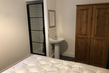 6 bed house, Charminster, Springbourne, Bournemouth, BH88SP - Image 11