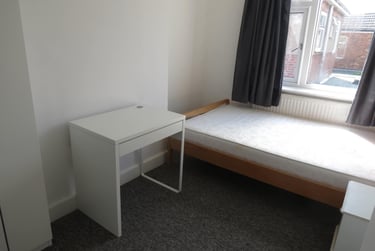 4 bed house, Winton, Bournemouth, BH92PN - Image 4