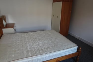 4 bed house, Winton, Bournemouth, BH92PN - Image 7