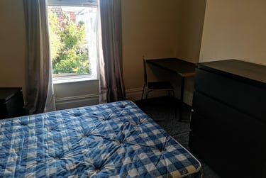 4 bed house, Charminster, Springbourne, Bournemouth, BH88QY - Image 9