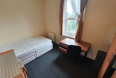 6 bed house, Charminster, Bournemouth, BH37JY - Image 10