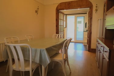 6 bed house, Ensbury Park, Bournemouth, BH104HH - Image 4