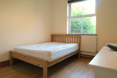 6 bed house, Ensbury Park, Bournemouth, BH104HH - Image 11