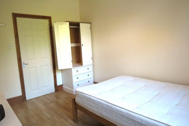 6 bed house, Ensbury Park, Bournemouth, BH104HH - Image 10