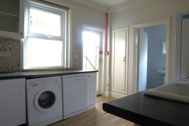 5 bed house, Ensbury Park, Bournemouth, BH105DF - Image 6