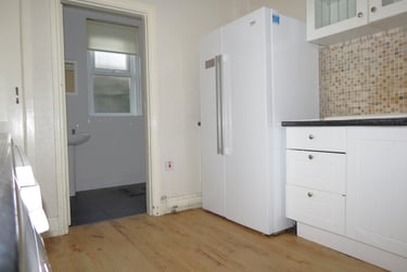 5 bed house, Ensbury Park, Bournemouth, BH105DF - Image 4