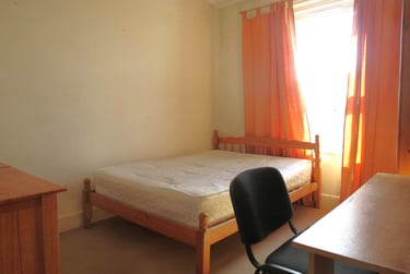 5 bed house, Ensbury Park, Bournemouth, BH105DF - Image 9