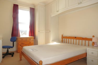 5 bed house, Ensbury Park, Bournemouth, BH105DF - Image 10