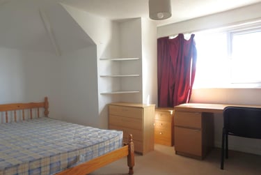 5 bed house, Ensbury Park, Bournemouth, BH105DF - Image 11