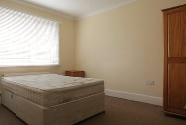 8 bed house, 64 Withermoor Road, Winton, Bournemouth, BH92PB - Image 11