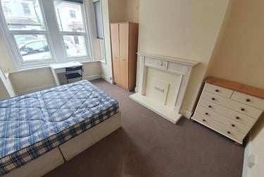 6 bed house, Winton, Charminster, Bournemouth, BH91BD - Image 6