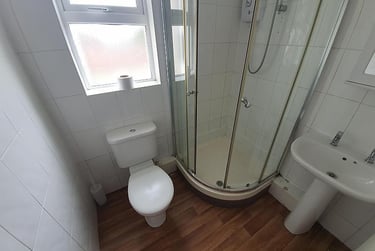 6 bed house, Winton, Charminster, Bournemouth, BH91BD - Image 8