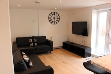 6 bed house, Winton, Ensbury Park, Bournemouth, BH91LZ - Image 4