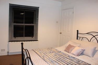 6 bed house, Winton, Ensbury Park, Bournemouth, BH91LZ - Image 6