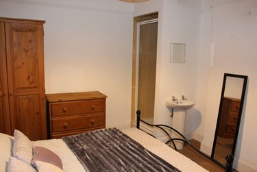 6 bed house, Winton, Ensbury Park, Bournemouth, BH91LZ - Image 7