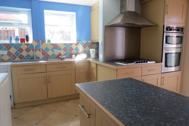 6 bed house, Winton, Charminster, Bournemouth, BH91LD - Image 4