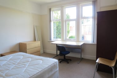 5 bed house, Winton, Charminster, Bournemouth, BH91BY - Image 8