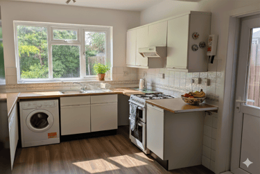 5 bed house, Winton, Ensbury Park, Bournemouth, BH92ND - Image 4