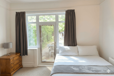 5 bed house, Winton, Ensbury Park, Bournemouth, BH92ND - Image 5