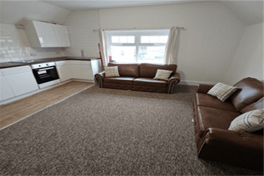 3 bed flat, Lansdowne, Springbourne, Bournemouth, BH88AX - Image 1