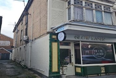 3 bed flat, Lansdowne, Springbourne, Bournemouth, BH88AX - Image 1