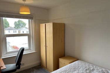 4 bed house, Winton, Charminster, Bournemouth, BH91AZ - Image 10