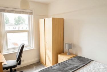 4 bed house, Winton, Charminster, Bournemouth, BH91AZ - Image 6