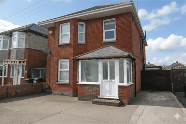 6 bed house, Ensbury Park, Talbot village, Bournemouth, BH104EQ - Image 1