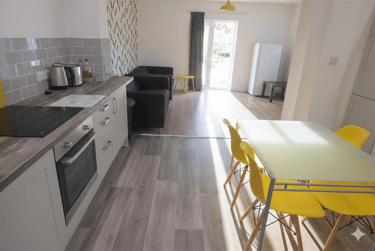 5 bed house, Ensbury Park, Bournemouth, BH104EE - Image 4