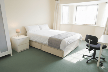 5 bed house, Ensbury Park, Bournemouth, BH104EE - Image 5