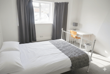 5 bed house, Ensbury Park, Bournemouth, BH104EE - Image 6