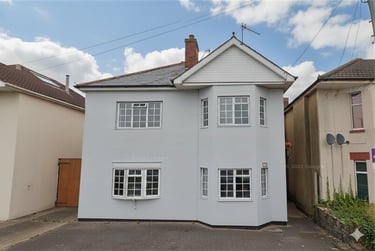 5 bed house, Ensbury Park, Bournemouth, BH104EE - Image 2